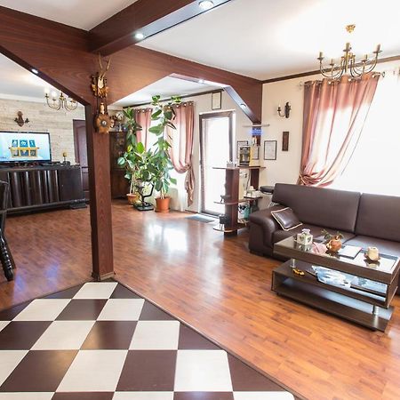 Pension Casa Wenge Sinaia Eksteriør billede