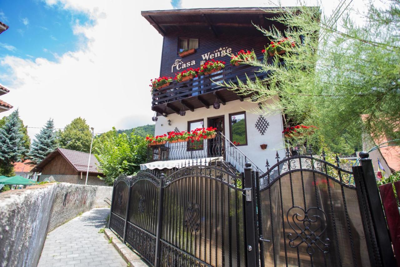 Pension Casa Wenge Sinaia Eksteriør billede